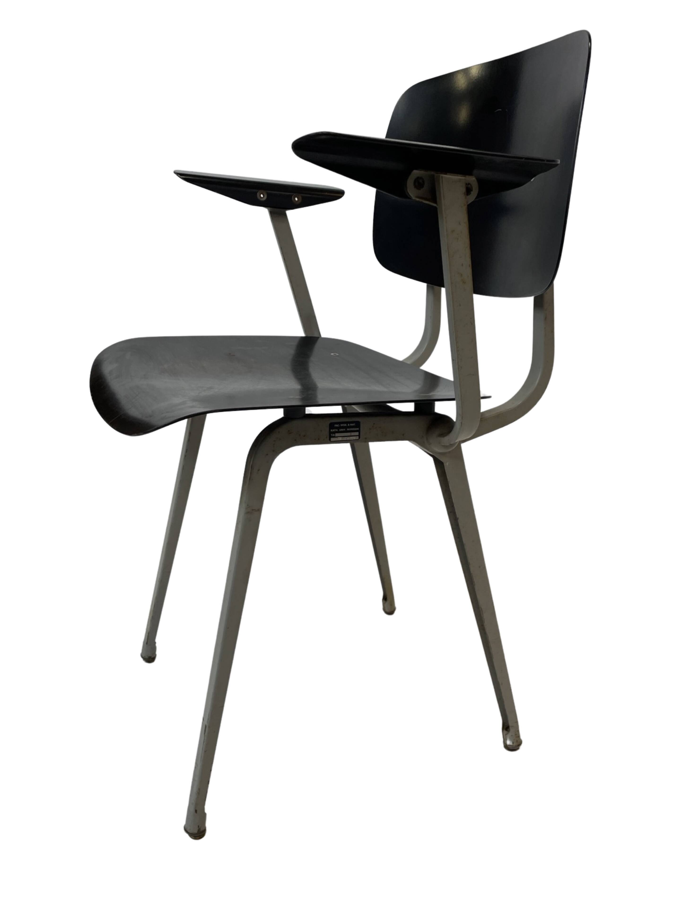 Friso Kramer Revolt arm chair for Ahrend de Cirkel 1953