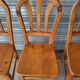 Suite de 4 chaises Vintage en bois massif