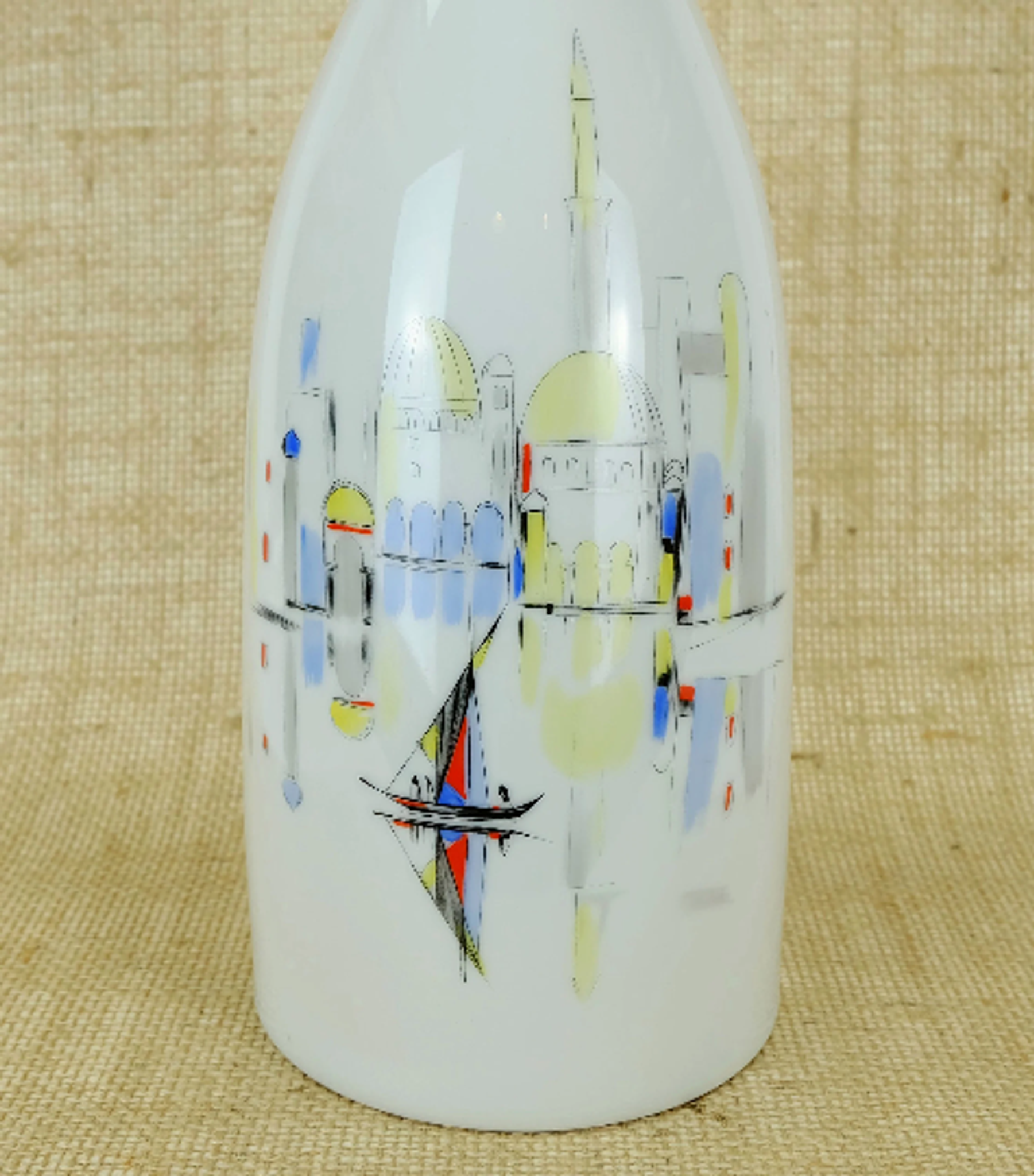 Porcelain vase hutschenreuther 1950s handpainted motif mediterranean city