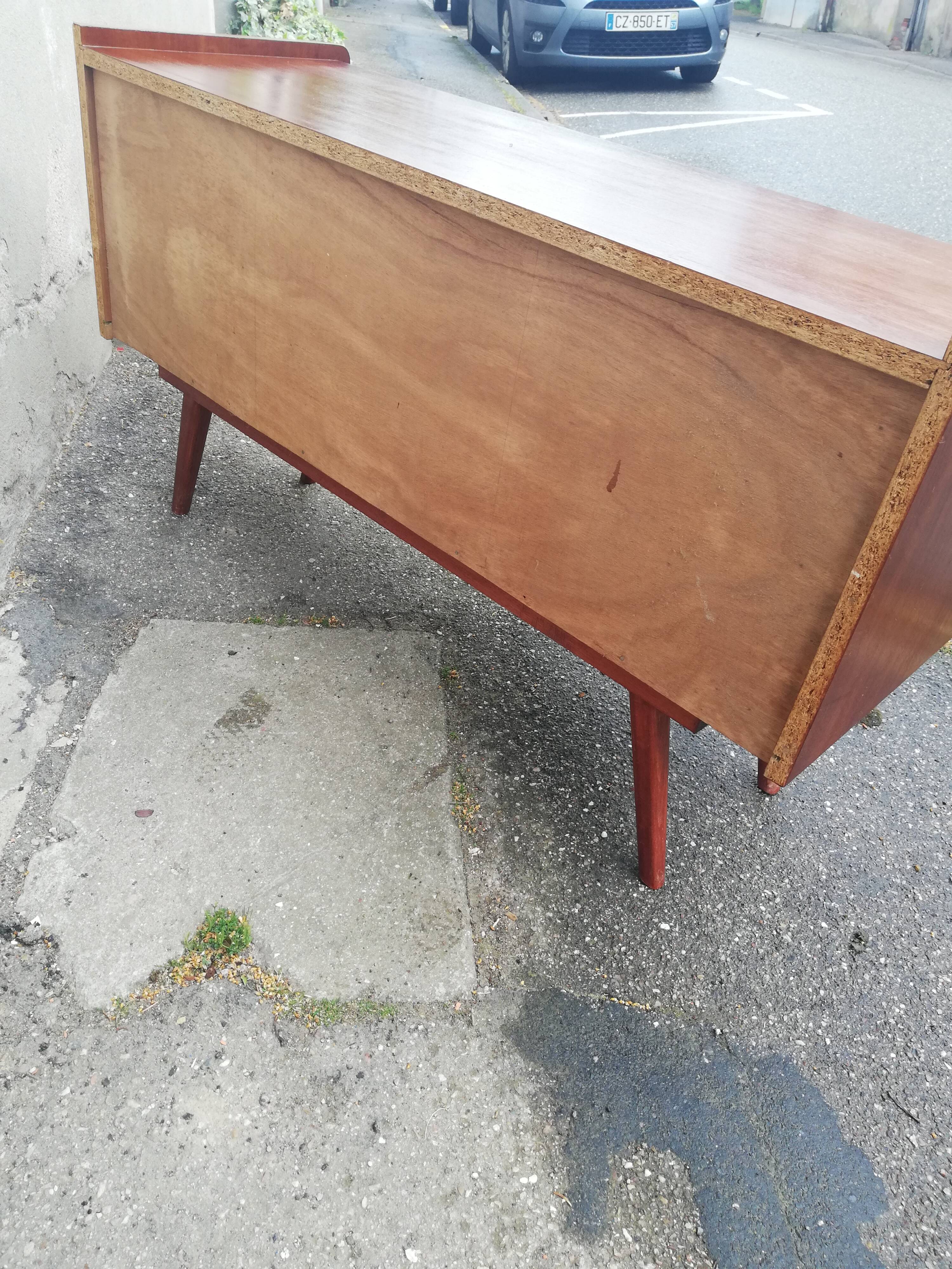 Vintage 2-door dresser 2 drawers