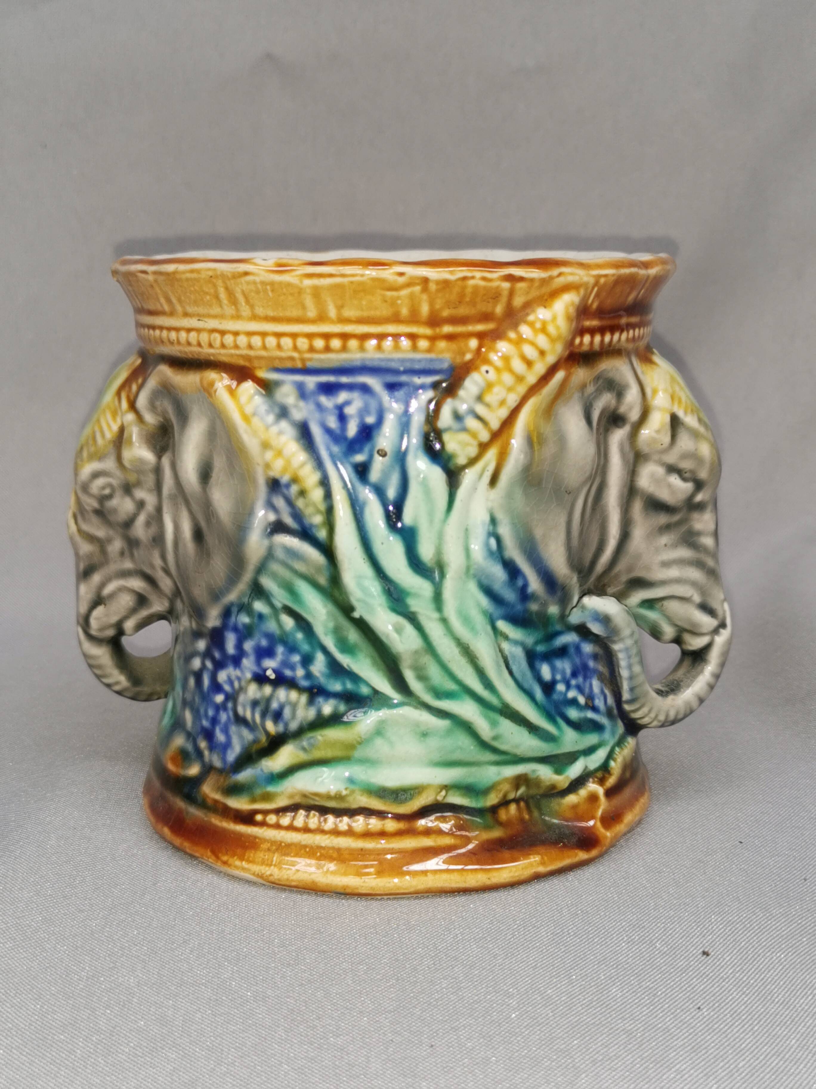 Old tobacco pot / pencils, flower vase elephant onnaing earthenware slip