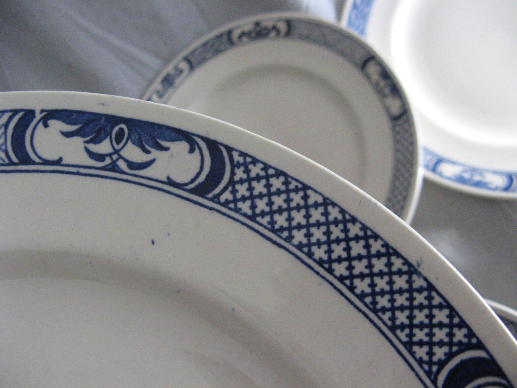 lot 6 old flat plates circa 1900 Faïence K-G Luneville Yvetot