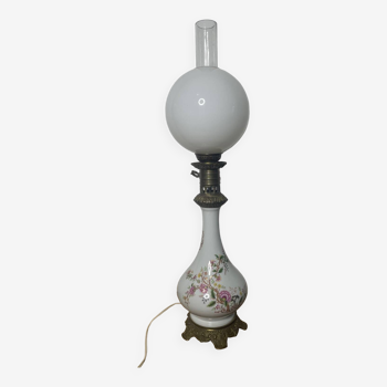 Old Napoleon 3 globe electrified oil lamp in opaline