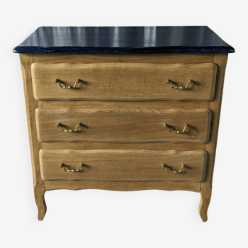 Patinated chest of drawers