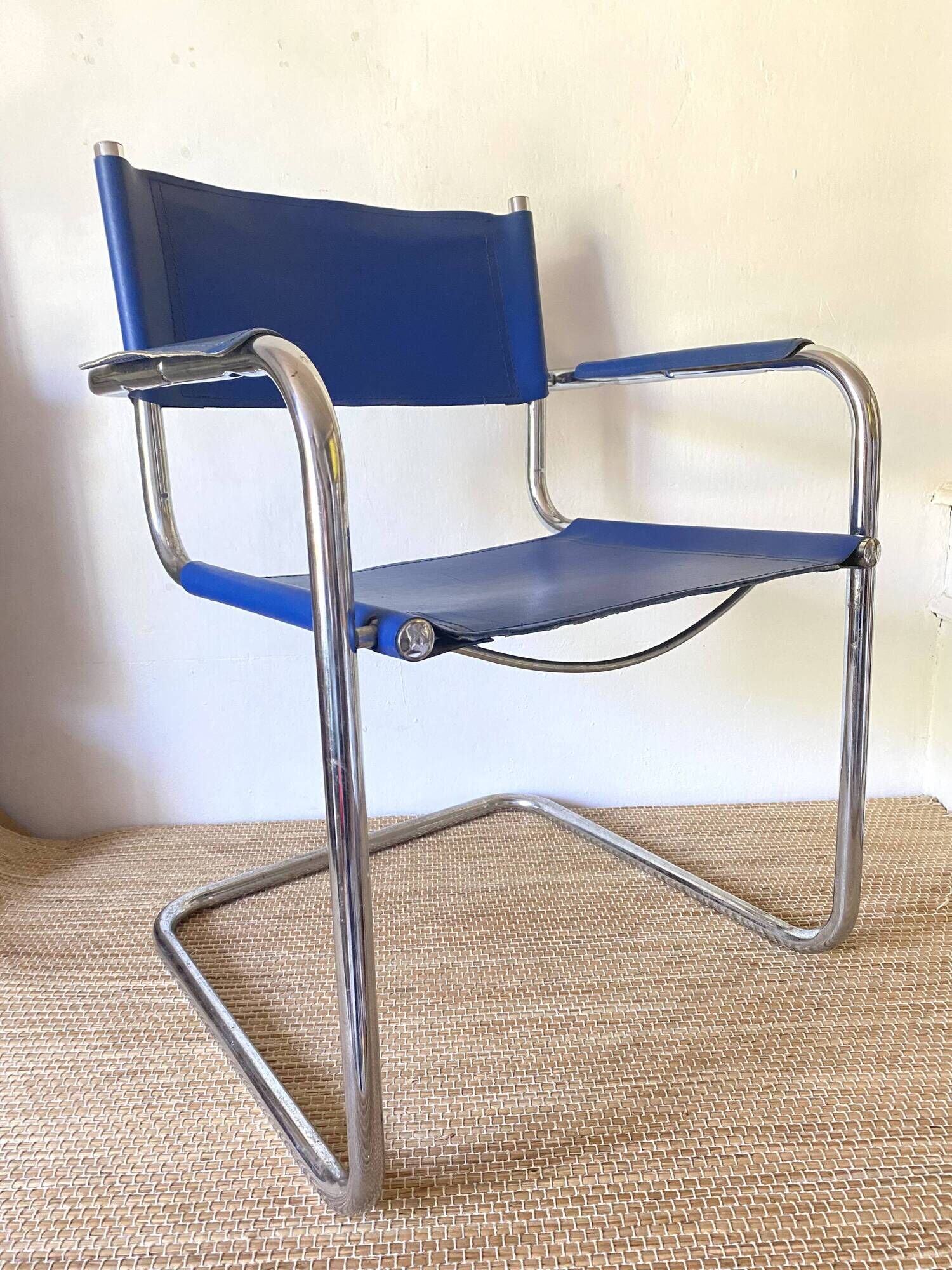 Office chair in blue imitation leather and chrome metal, Matteo Grassi style