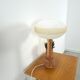 Lampe de table vintage base en marbre avec abat-jour en cuivre et en verre de lait
