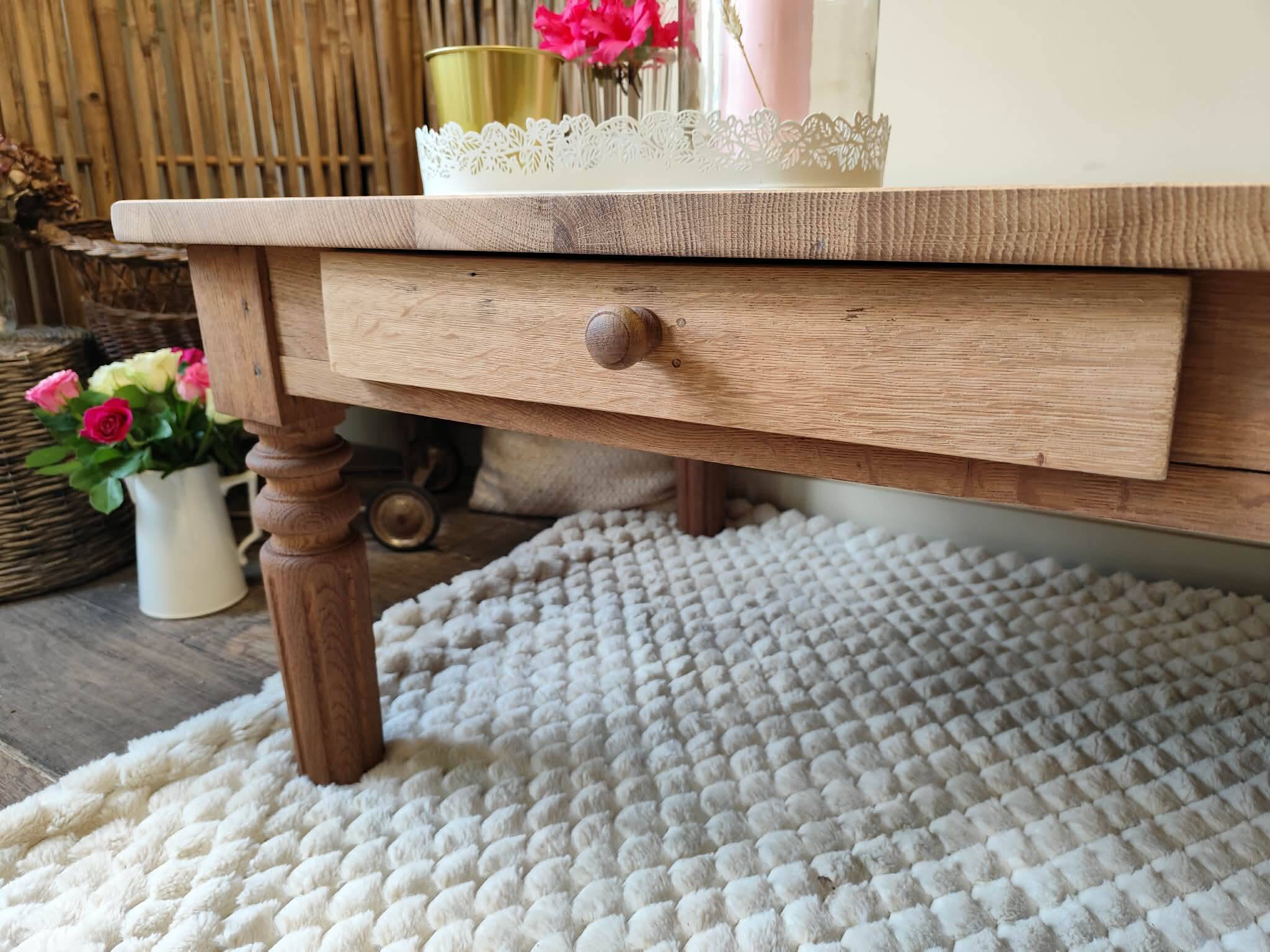 Farmhouse coffee table in oak