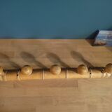 Coat rack in wood with 5 hooks