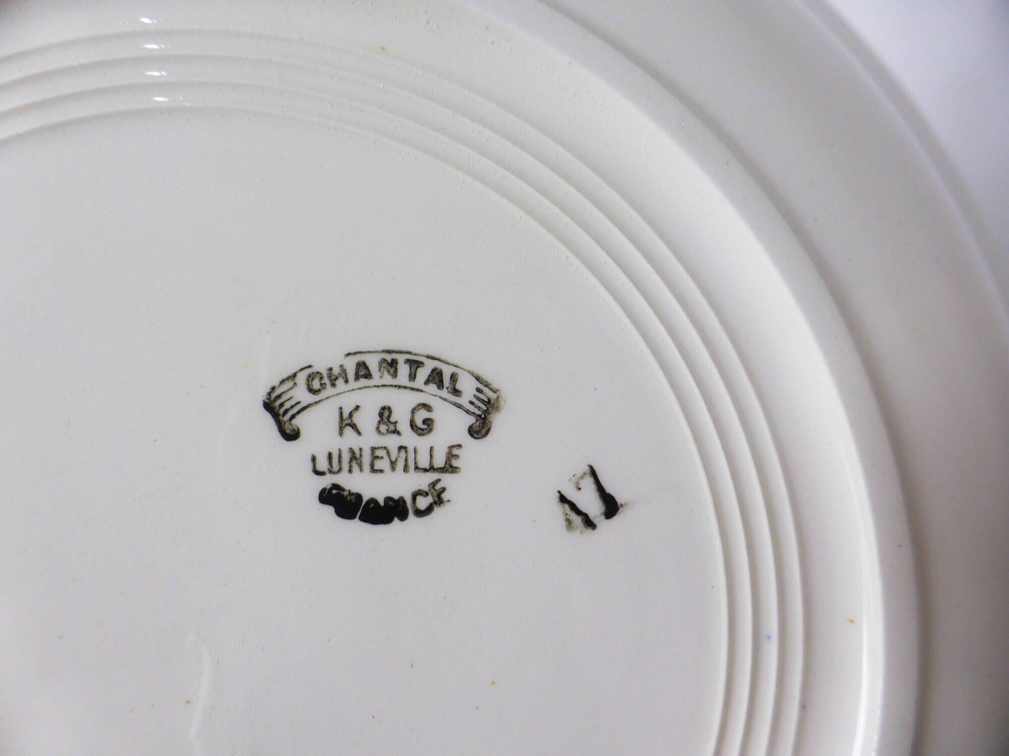 1 round, hollow K&G Luneville Chantal model dish 221030
