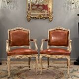 Paire de fauteuils en bois laqué de style régence epoque XlXème