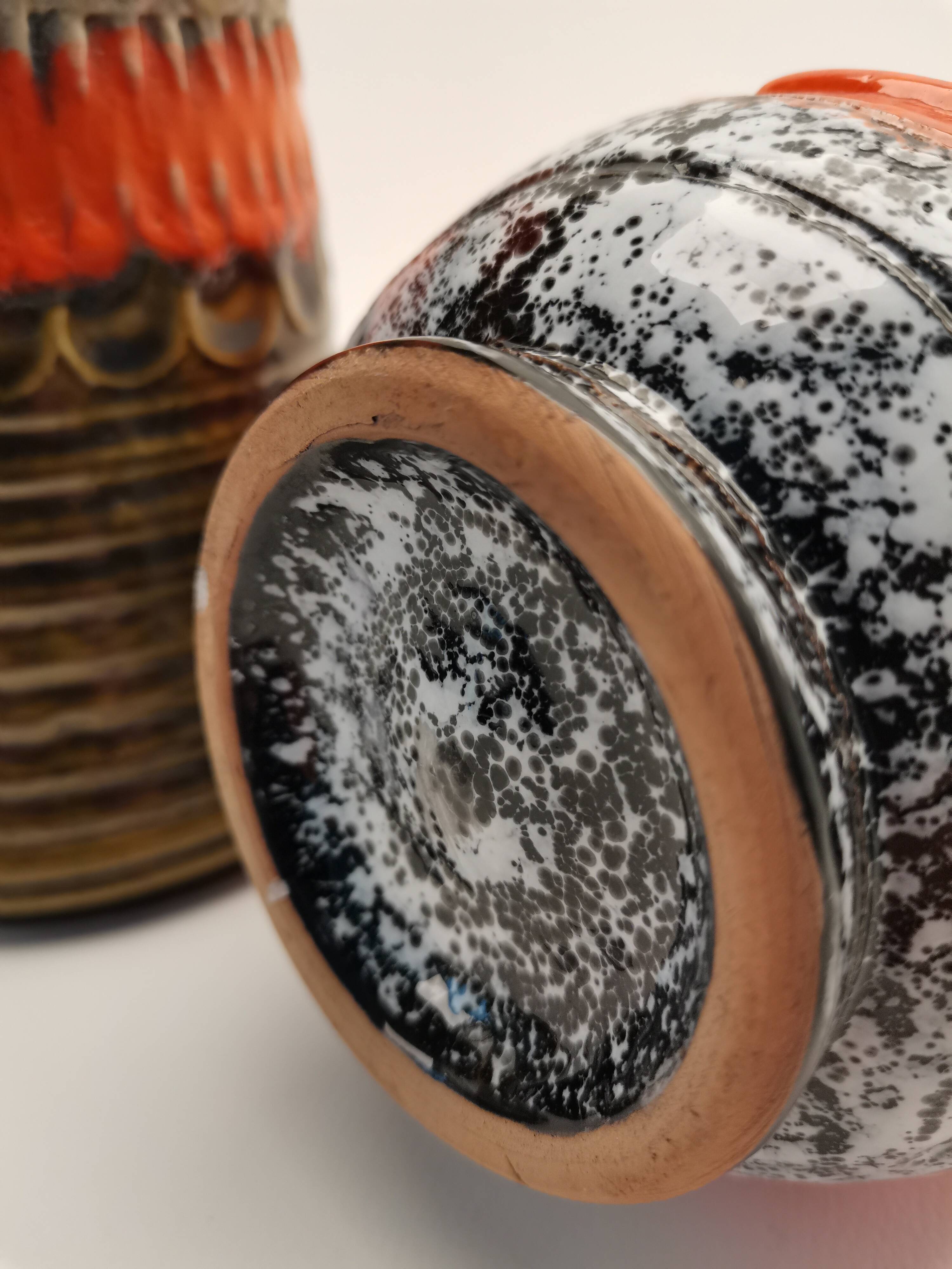 Lot de 2 vases en céramique
