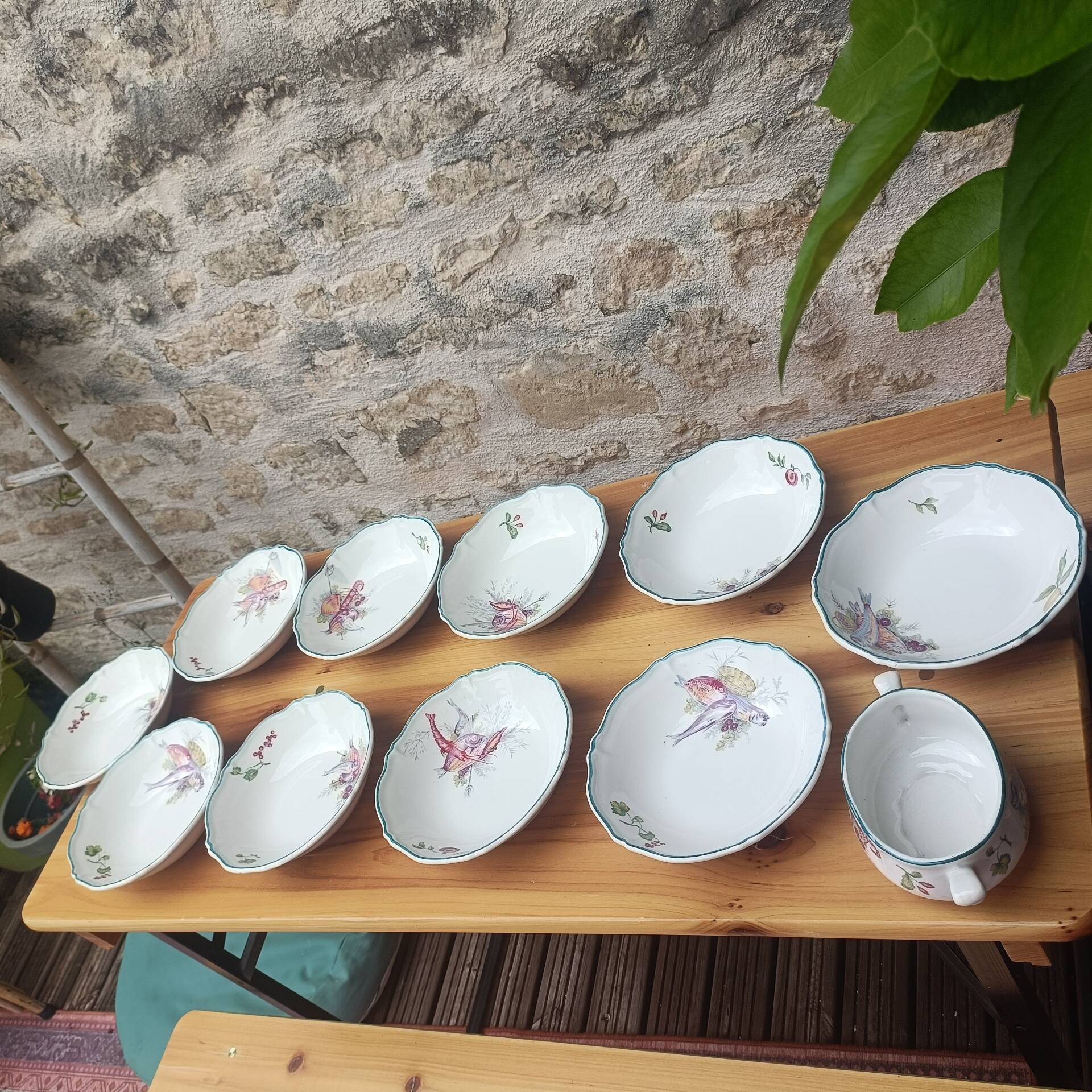 Fish service, bouillabaisse plates