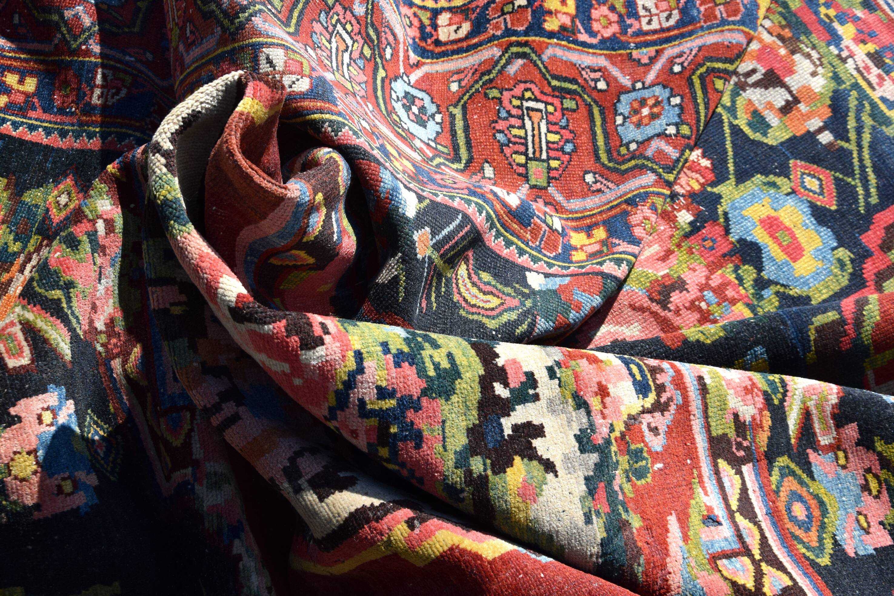 Antique Iranian Bakhtiar Faradombeh Oriental Rug: 3.37 x 2.13 Meters