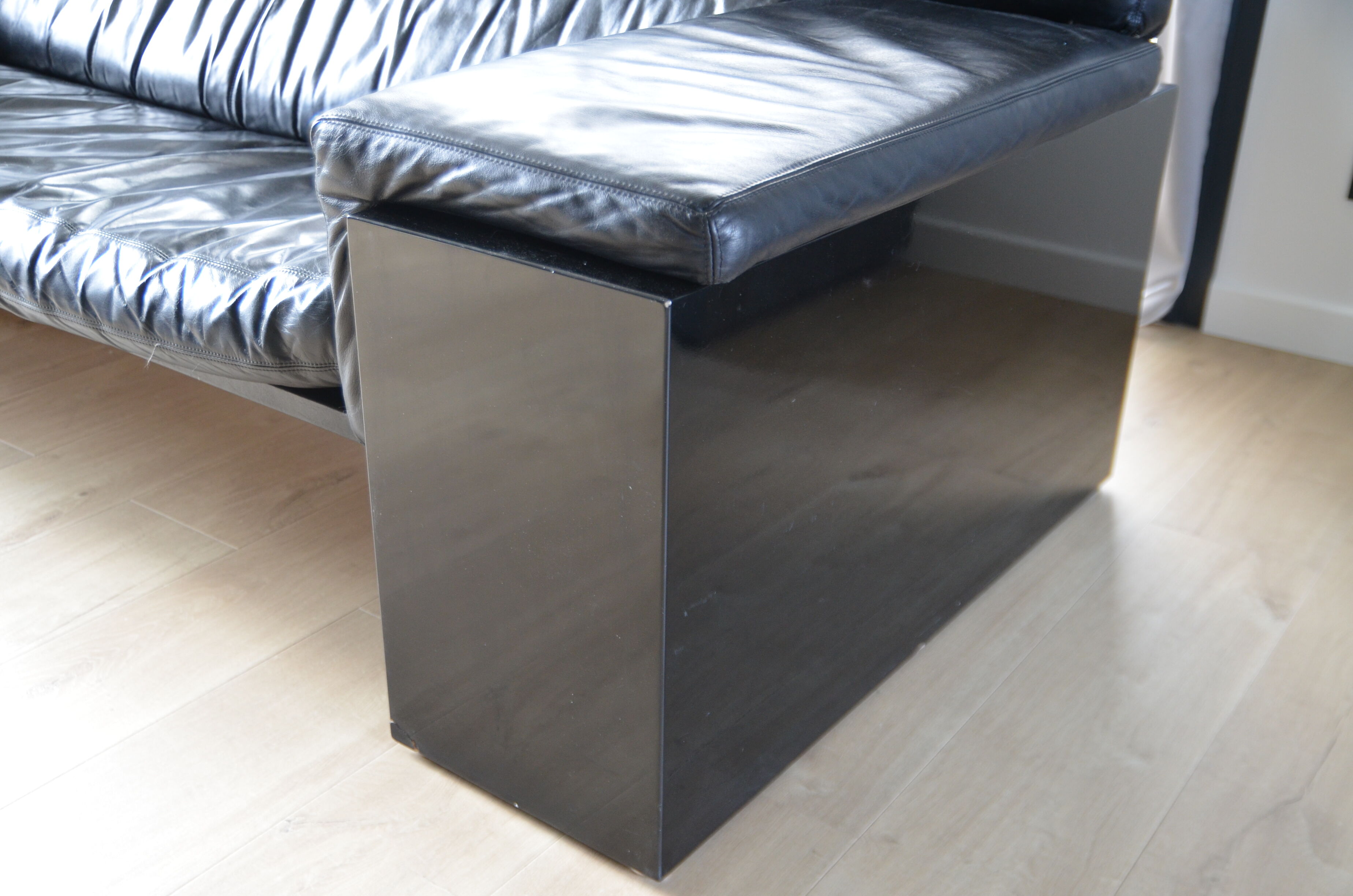 "Brigadier" sofa from Cini Boeri Knoll edition