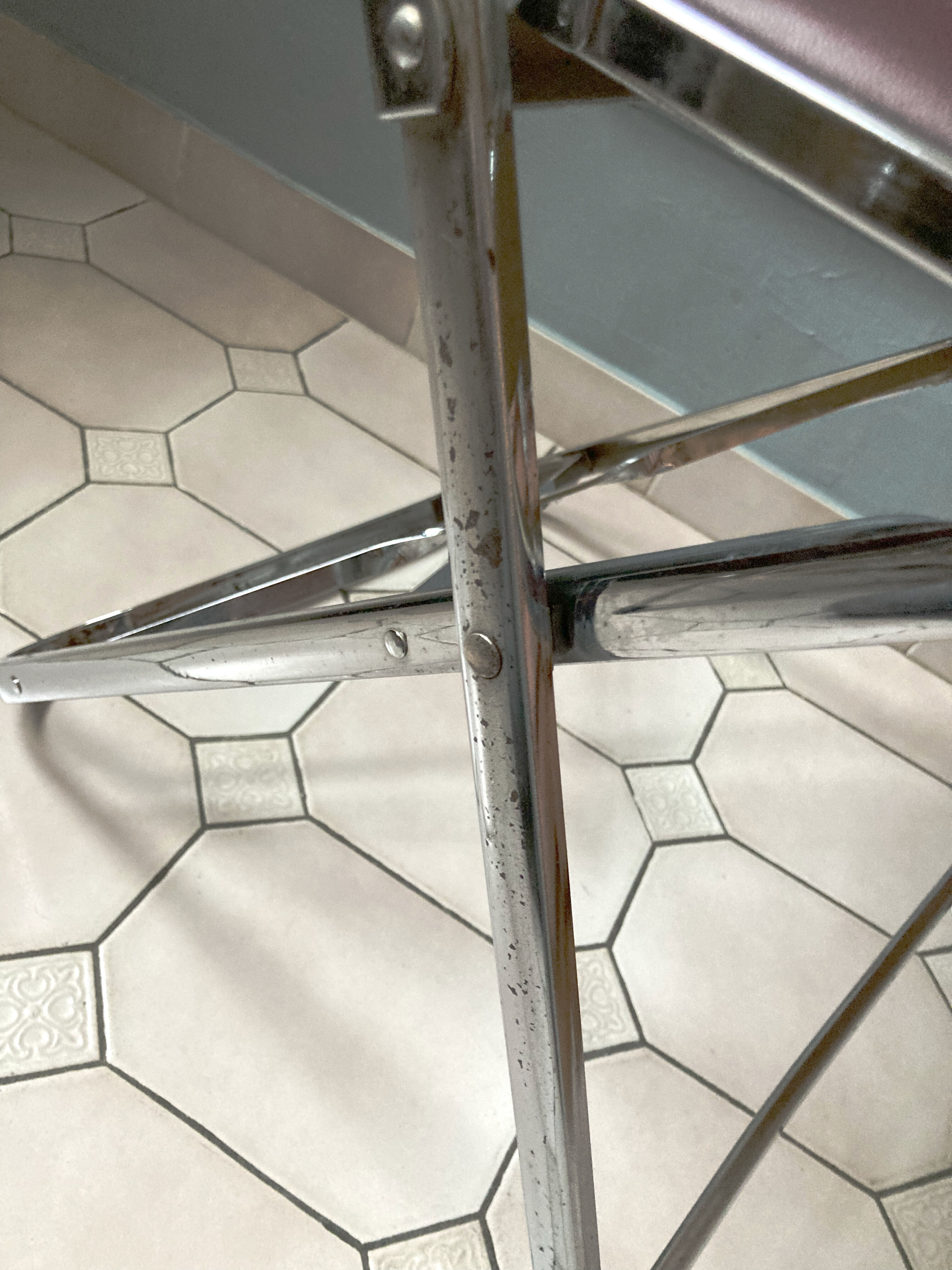 4 vintage folding chairs in chrome