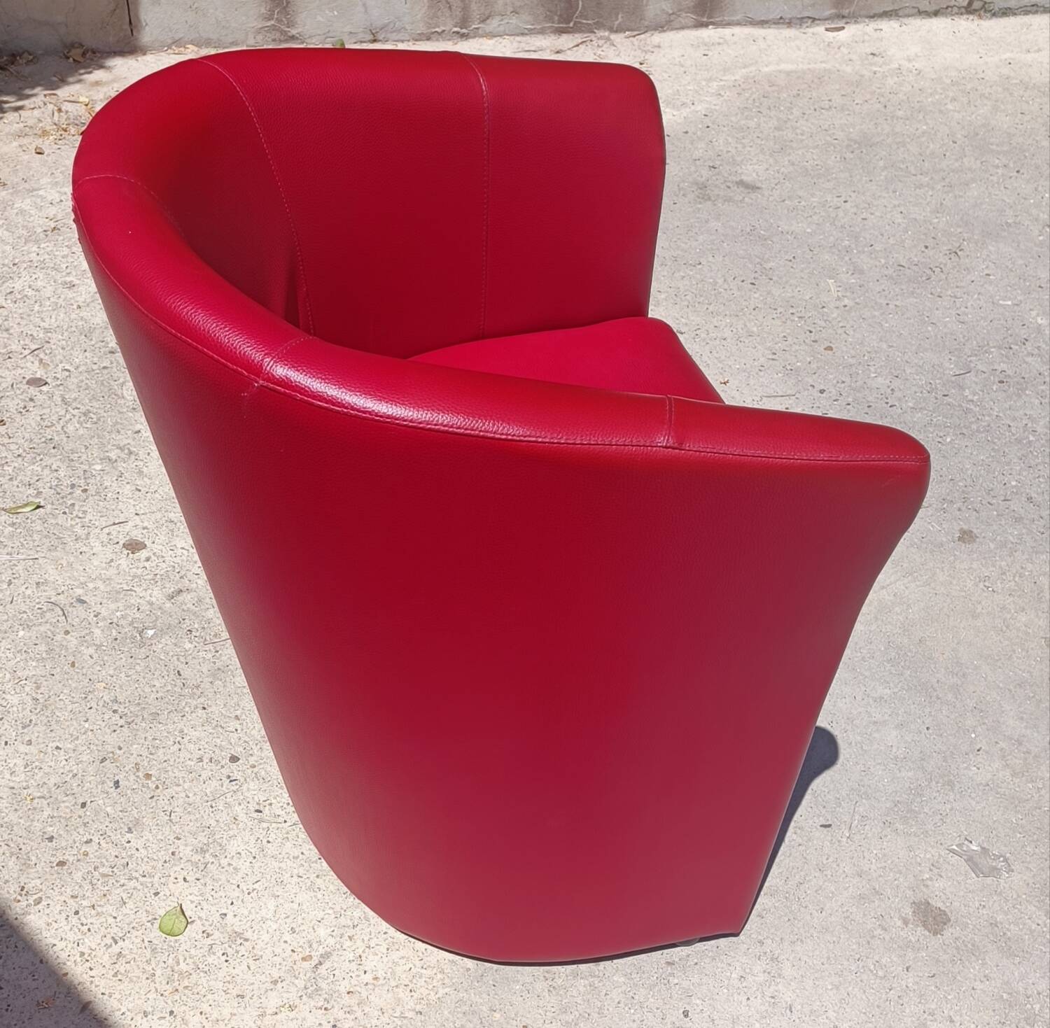 Convertible armchair