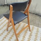 Scandinavian folding chair