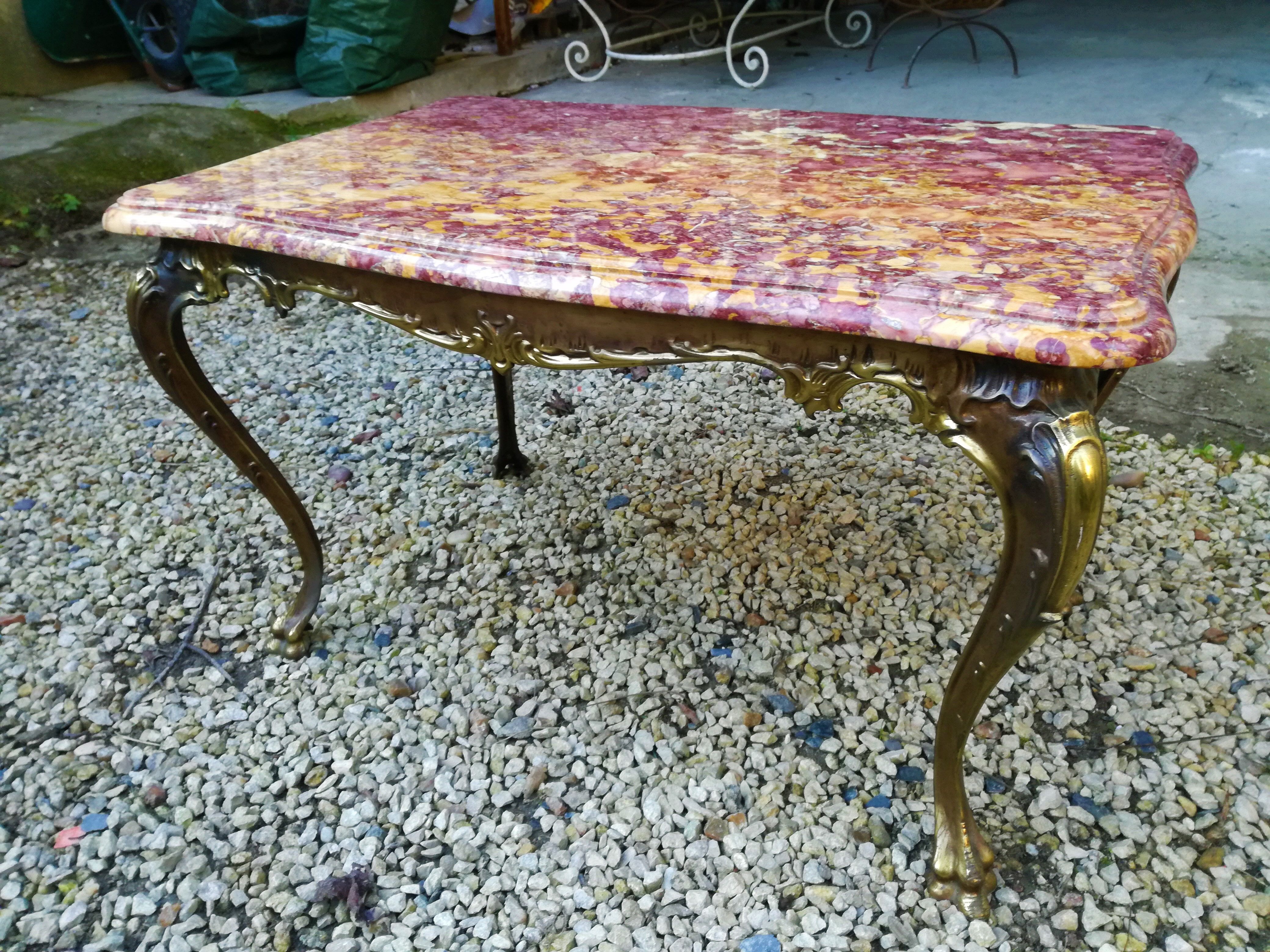 Coffee table Louis XV pink marble