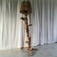 Lampadaire brutaliste