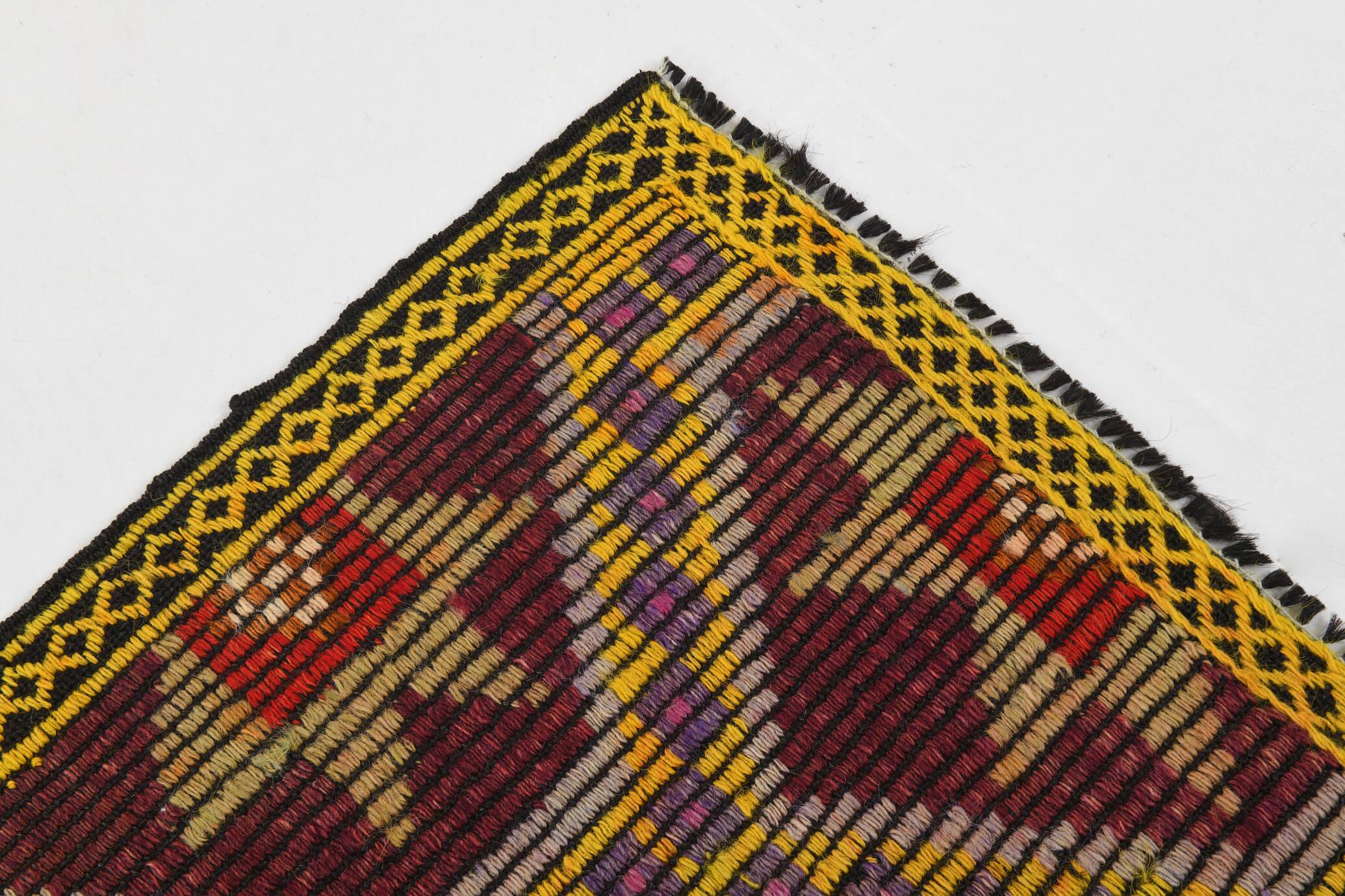 5x8 Burgundy & Yellow Vintage Kilim Rug, 160x258Cm