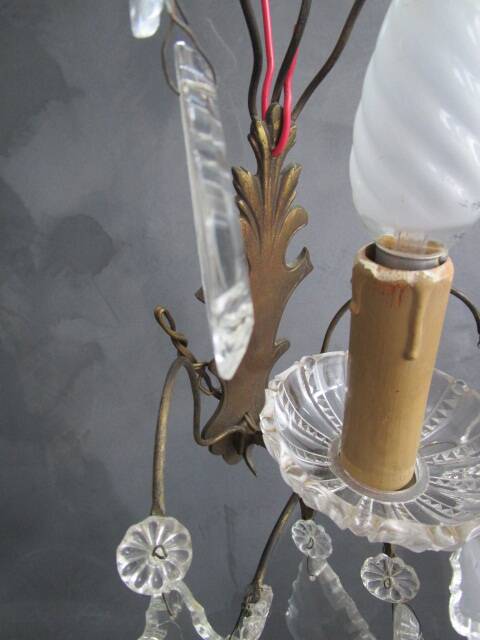 Antique tassel wall lamp in bronze and crystal
