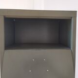 Armoire métallique à clapet
