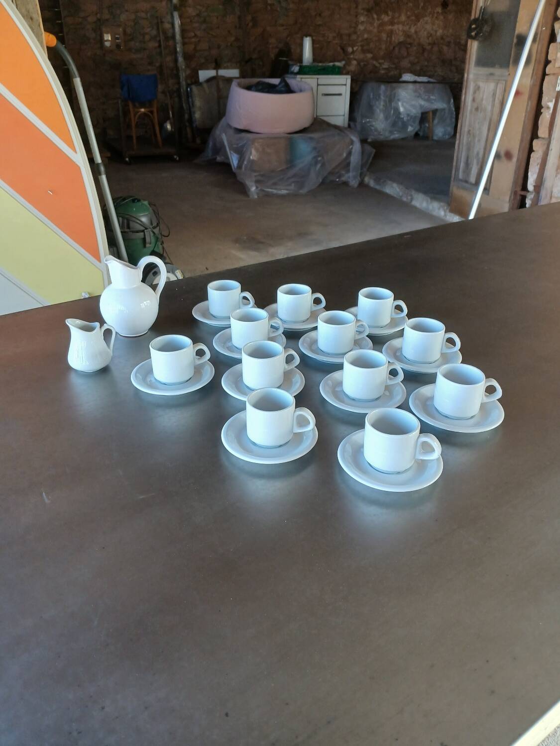 12 bistro coffee cups and 2 pots