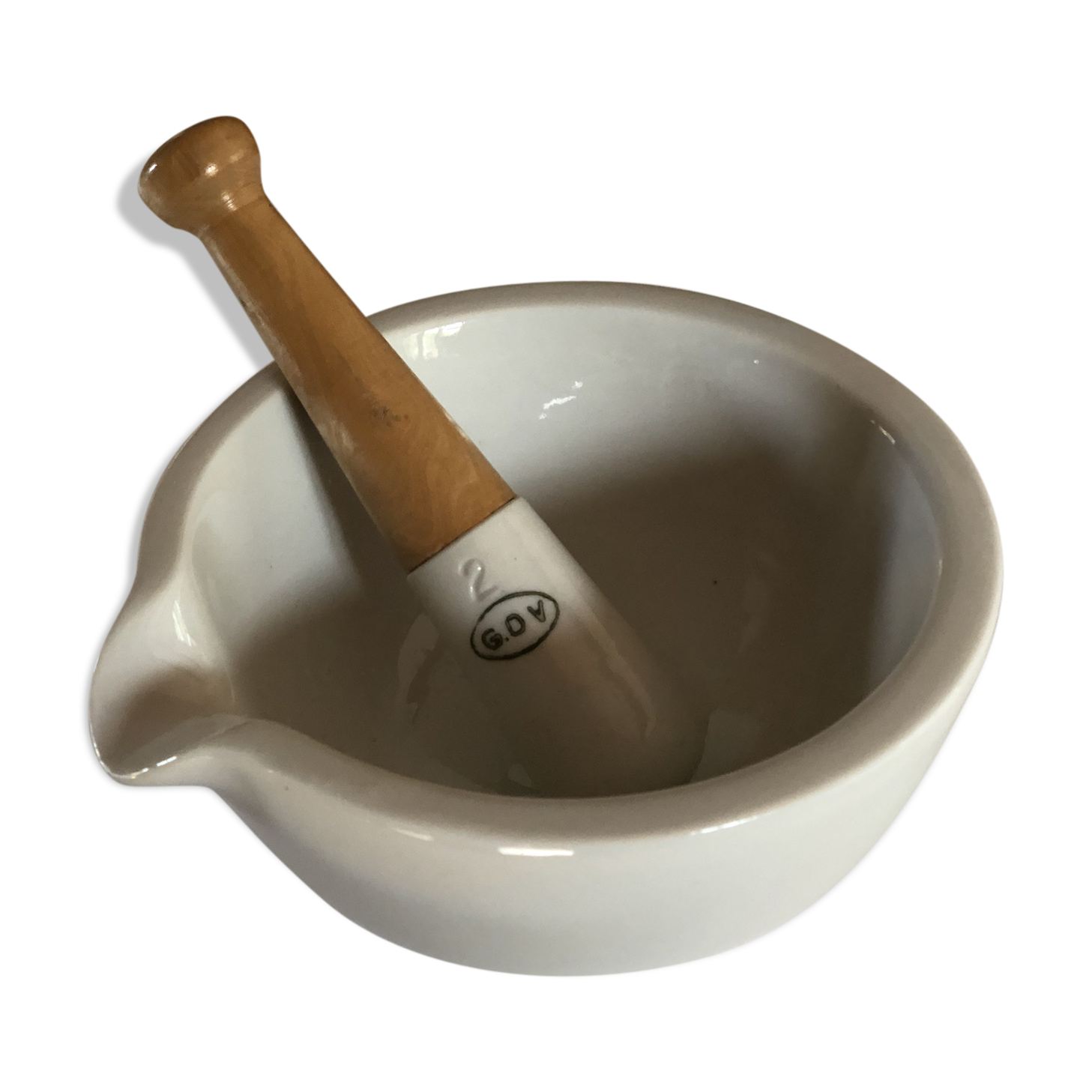 Porcelain mortar with pestle