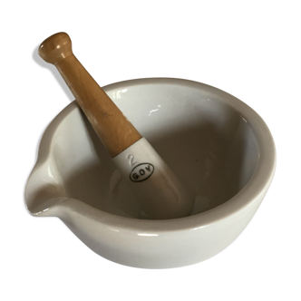 Porcelain mortar with pestle