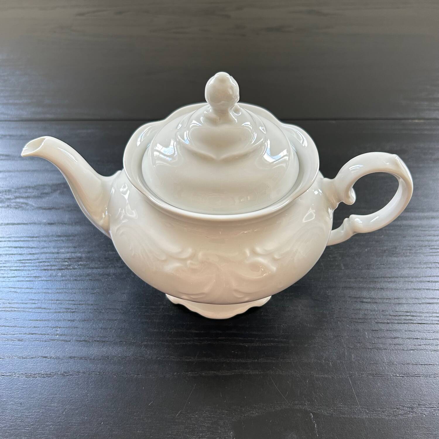 Baroque porcelain teapot