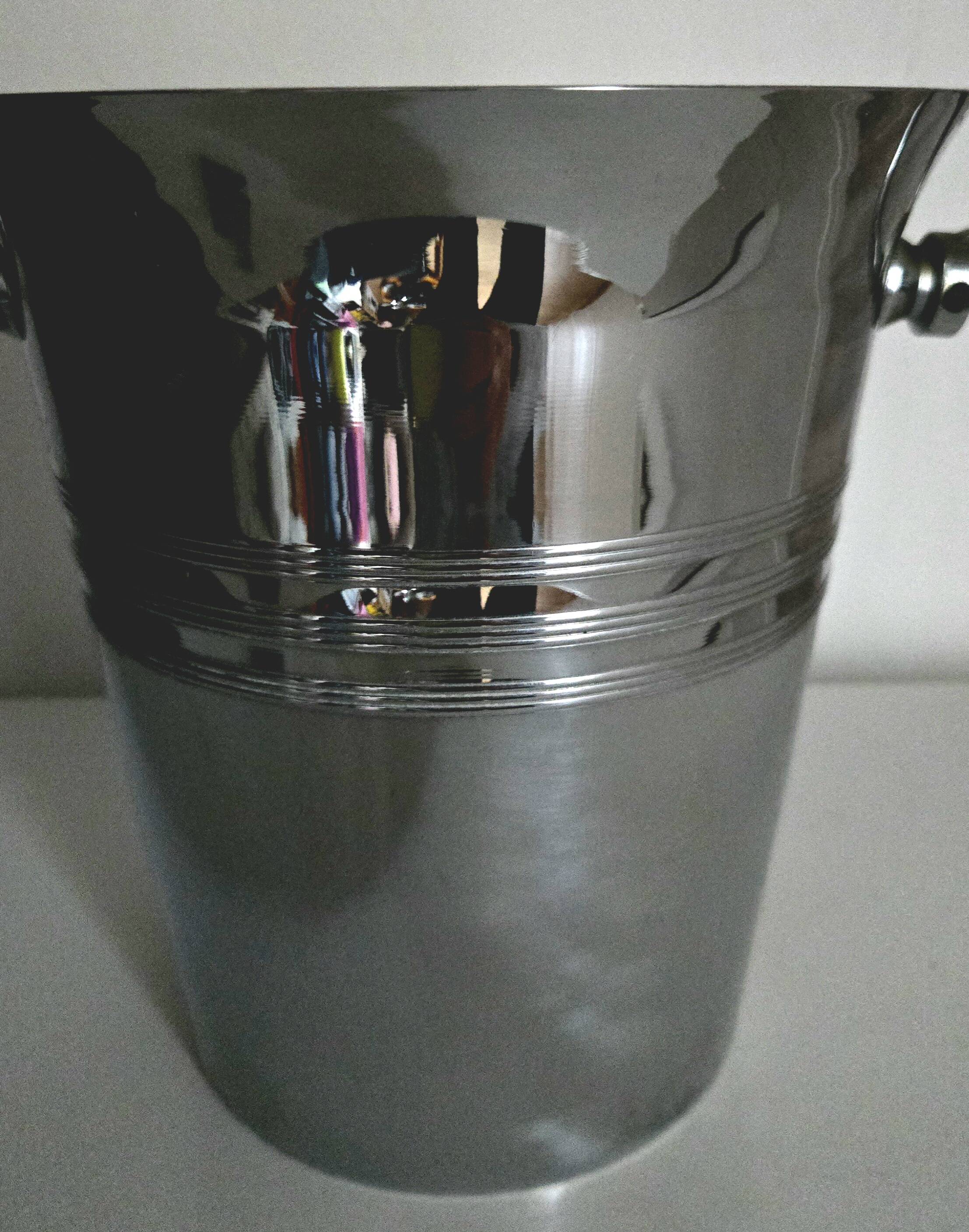 Champagne bucket