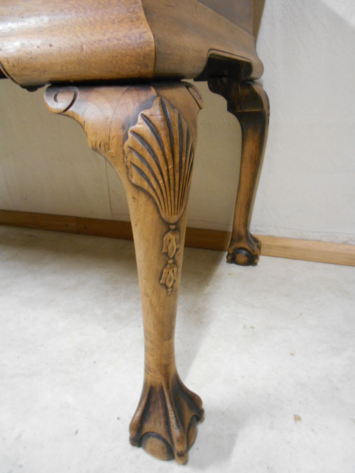 Chippendale-style english desk