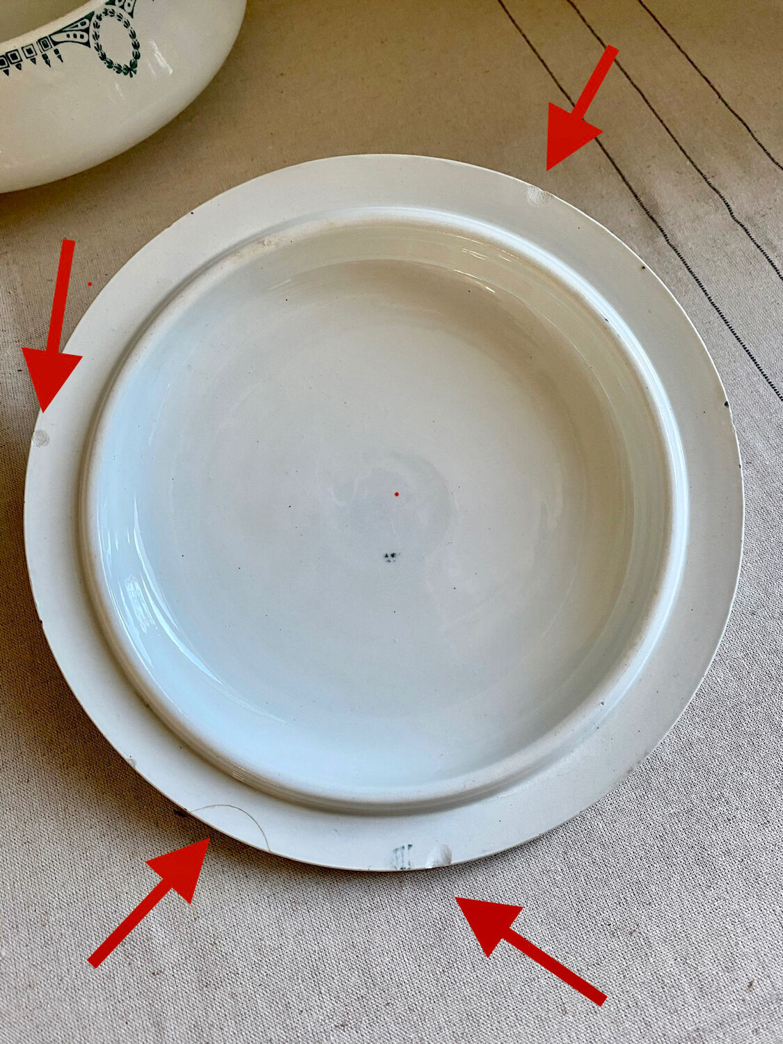 Tureen stamped new ceramic factories of North Saint Amand