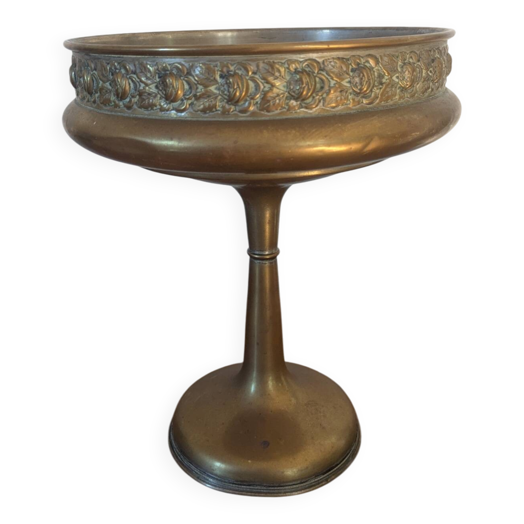 Brass pedestal cup