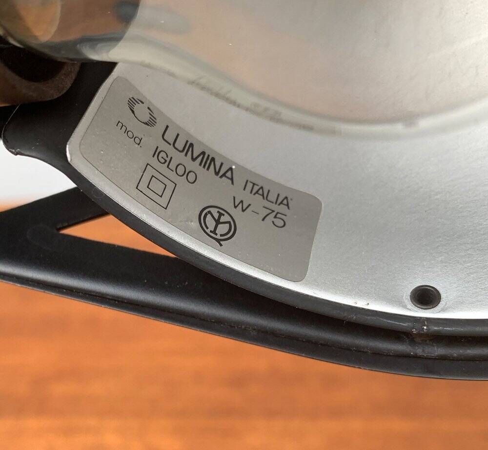 Lampe de table igloo postmoderne vintage italienne par Tommaso Cimini pour Lumina, années 1980.