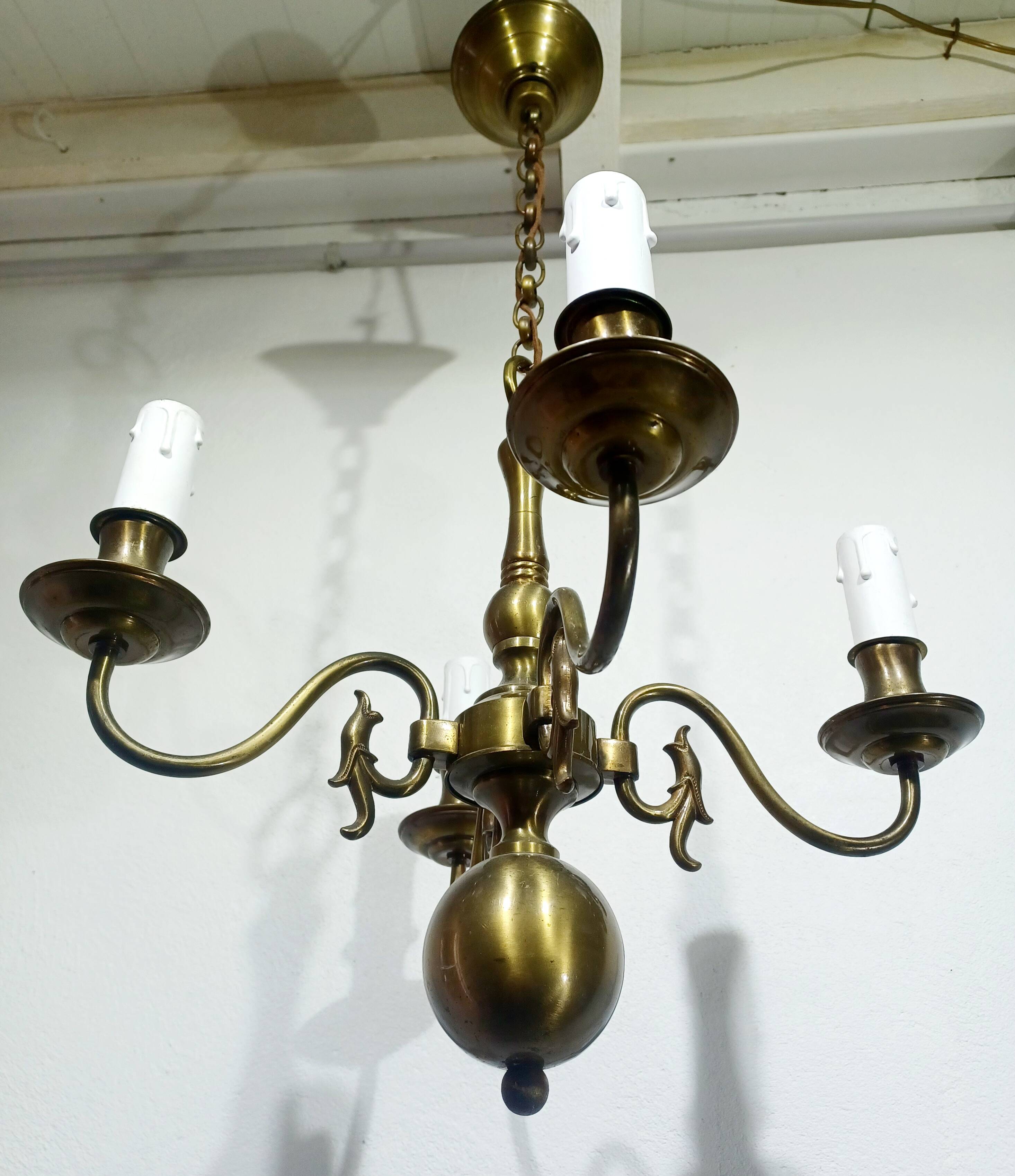 4-light Dutch chandelier
