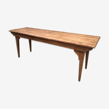 Old tasting table