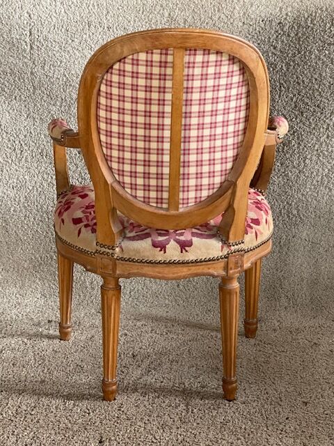 Louis XVI style convertible armchair