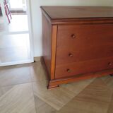 Elégante commode  en merisier – 3 tiroirs –Années 80
