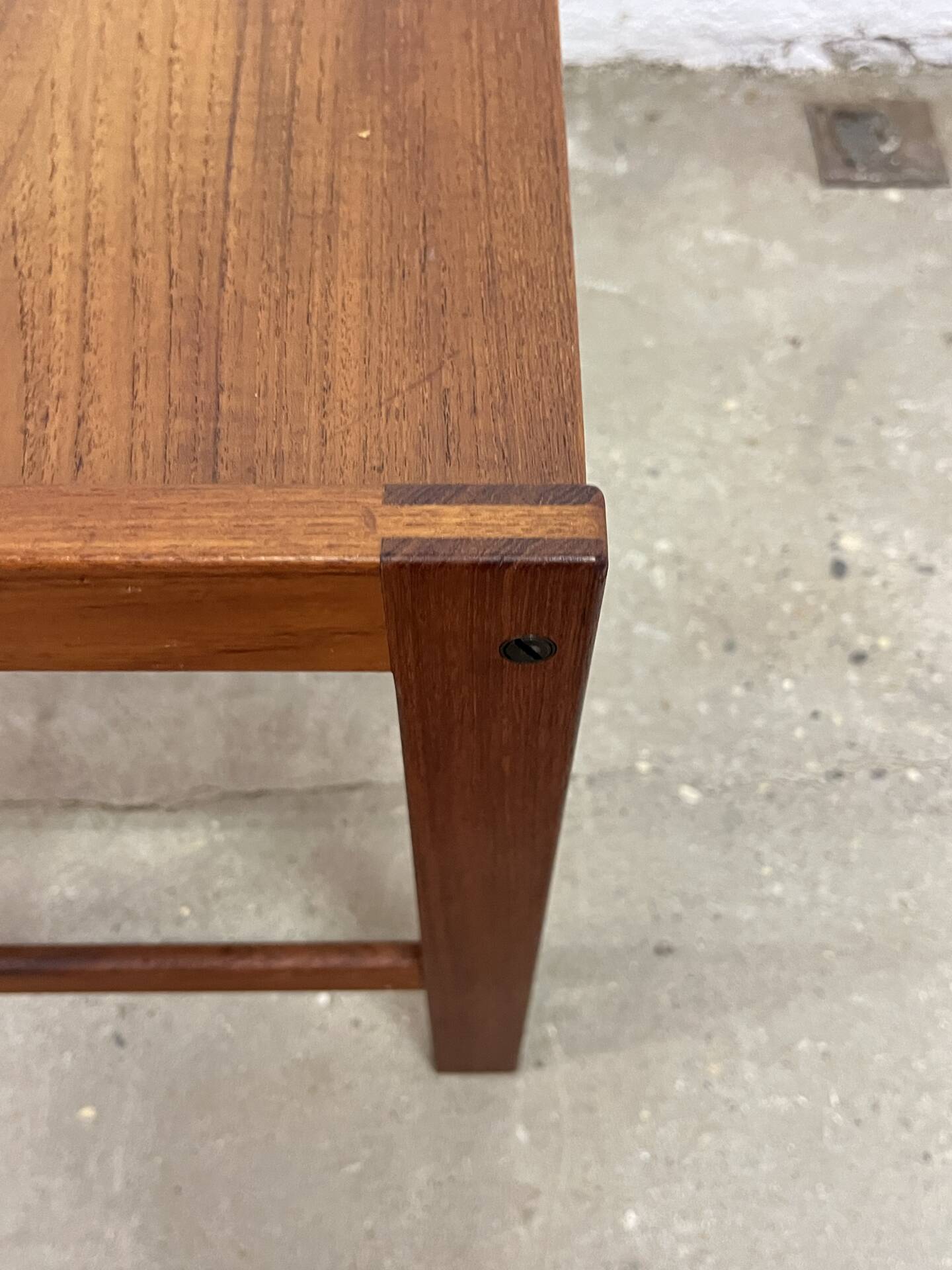 Table basse scandinave en teck