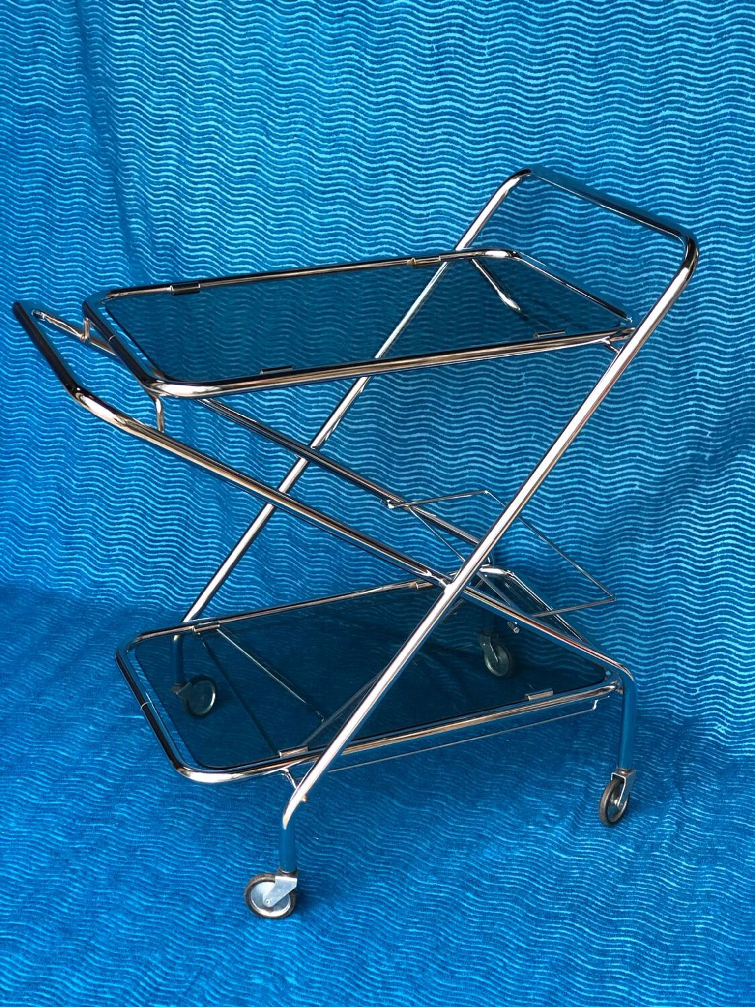 Vintage folding server 1970 with 2 smoked glass trays