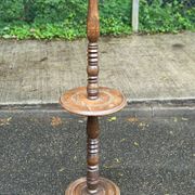 Art Deco floor lamp in solid wood to be repaired from the 1950s.