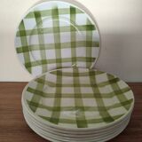 All 7 dinner plates and 7 hollow mill of wolves