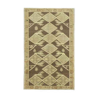 1950s hand-knotted Turkish beige rug 160 cm x 255 cm