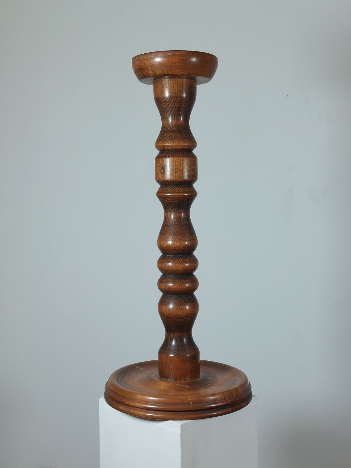 Vintage turned wooden column flower stand