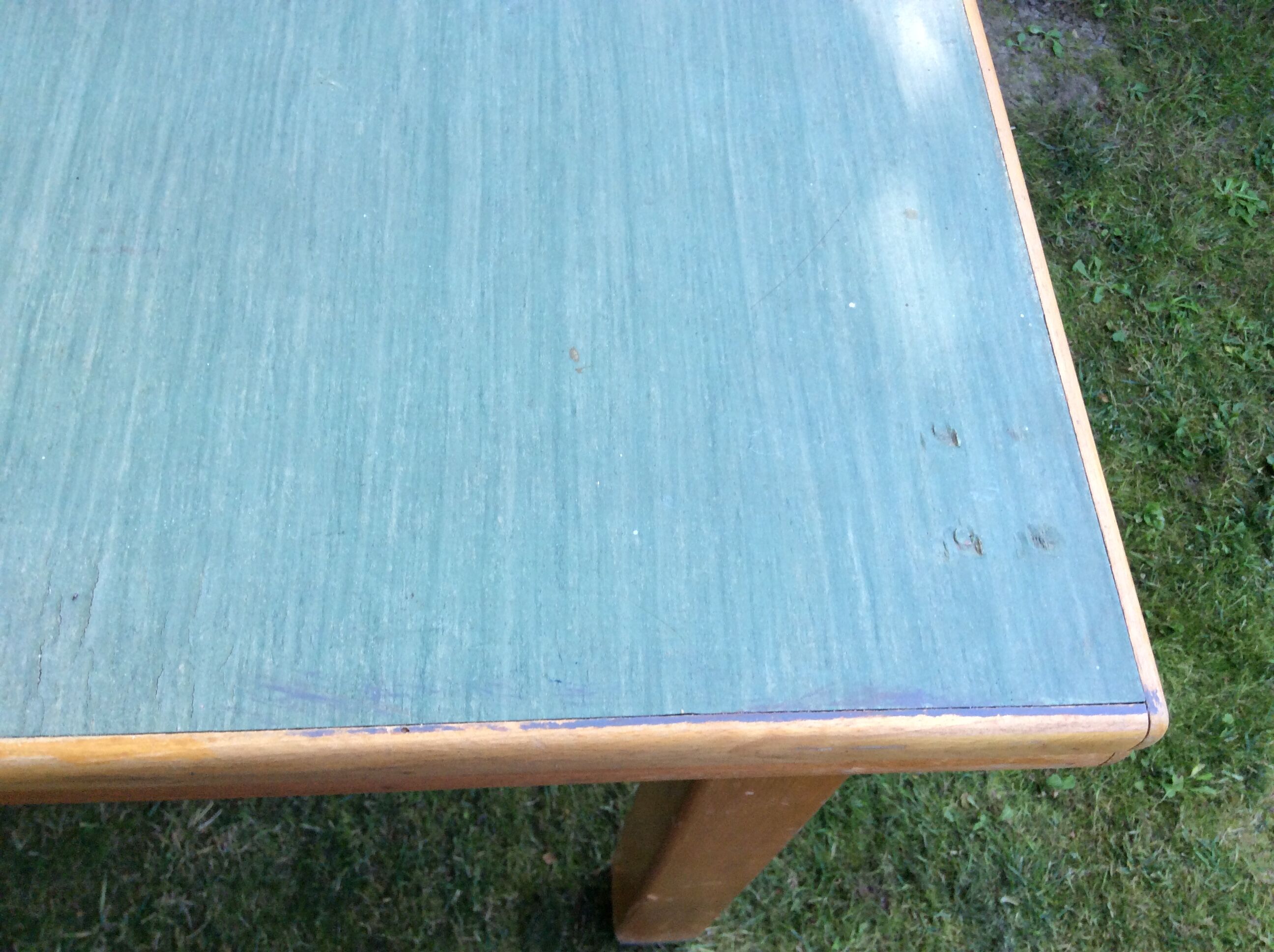 Kitchen table