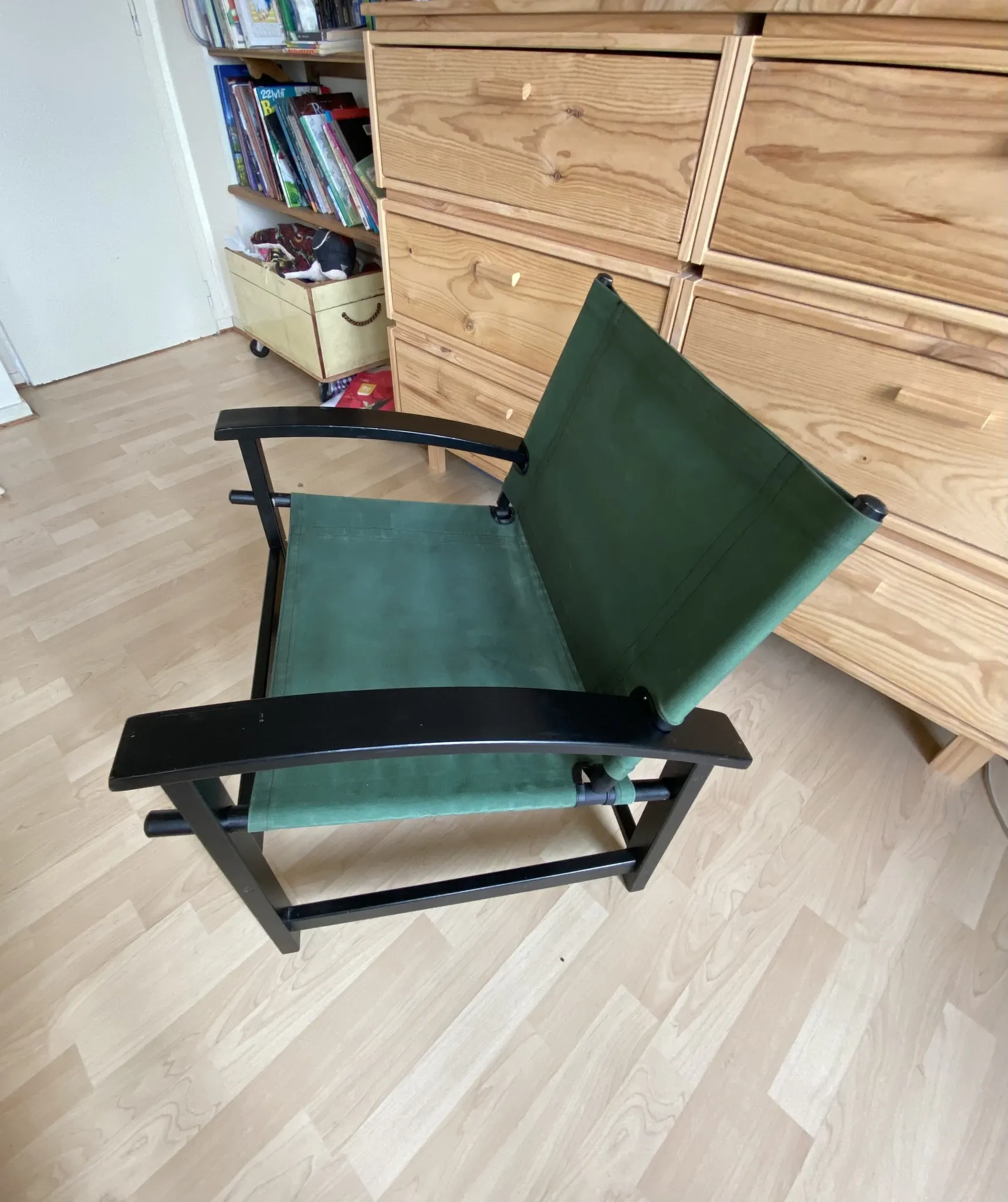 Paire de fauteuils Hyllinge Mobler modèle safari