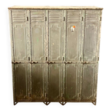 Industrial locker room from the Gantois brand around 1930