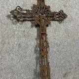 Calvary cross from the Napoleon III period in cast iron topped with the Virgin Mary