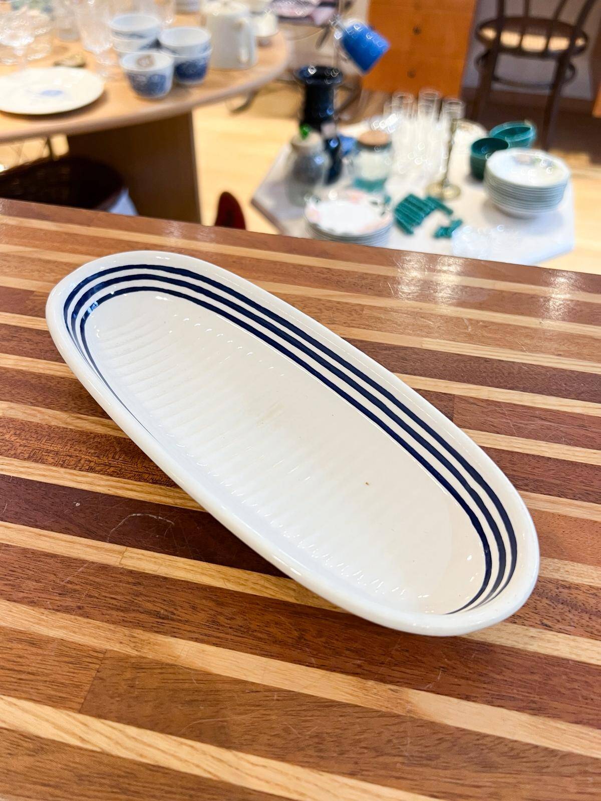 Pocket tray or old soap dish, faience from Moulin des Loups.